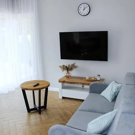 Apartament Na Skaju Lasu Устка